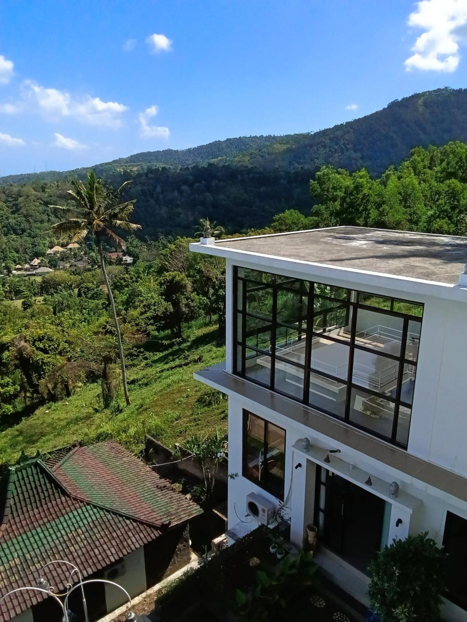 Villa Aryaguna Senggigi Rum bild